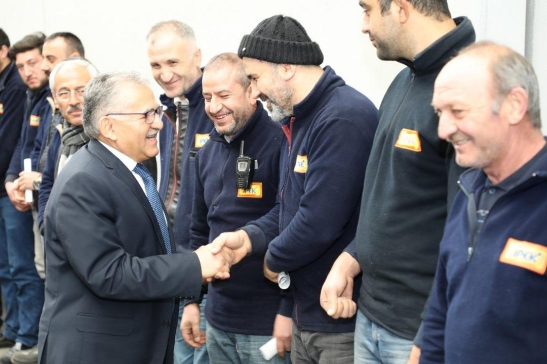 Memduh B&uuml;y&uuml;kkılı&ccedil; "OSB&rsquo;de sanayide &ccedil;arklar daha &ccedil;ok d&ouml;necek, hem &uuml;lkemiz hem şehrimiz kazanacak"