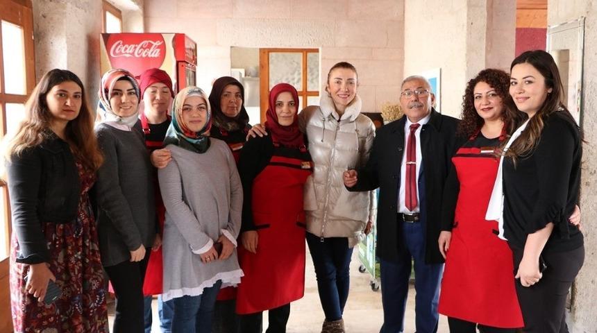 Pervin Ersoy Kadıneli&rsquo;ni ziyaret etti