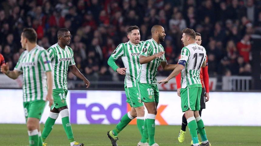 UEFA Avrupa Ligi son 32 turu ilk maç sonuçları (Rennes 3 - 3 Real Betis)
