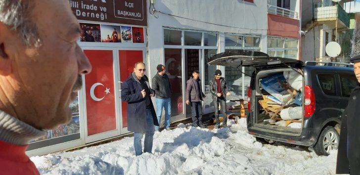 Tufanbeyli’de öğretmen ve öğrenciler 11 ton atık topladı G4
