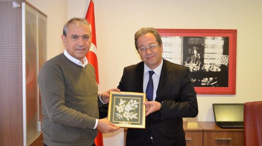 Alanya HEP &Uuml;niversitesi Rekt&ouml;r&uuml; Prof. Dr. Mehmet Durdu &Ouml;ner: