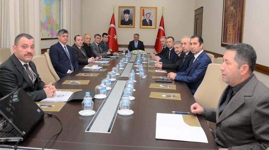 Vali Yazıcı seçim güvenliği toplantısı yaptı