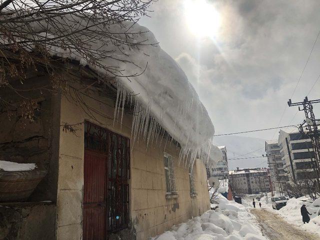 Bitlis’te 193 köy yolu ulaşıma kapandı