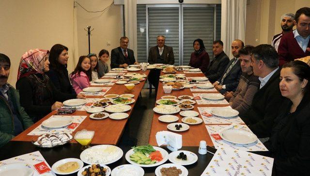 Müdür Tevke’den, iş insanı Yunus Gökçenay’a teşekkür