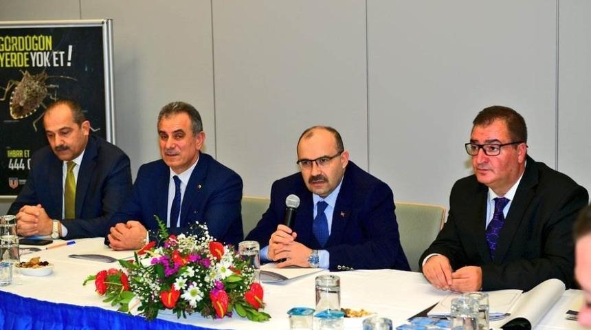 Fındıkta verim ve kalite i&ccedil;in zararlılar ile m&uuml;cadeleyi konuştular