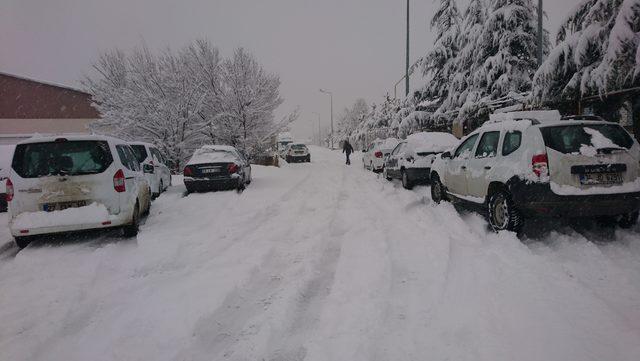 Bingöl'de kar nedeniyle merkez ve 5 ilçede okullara yarım gün tatil