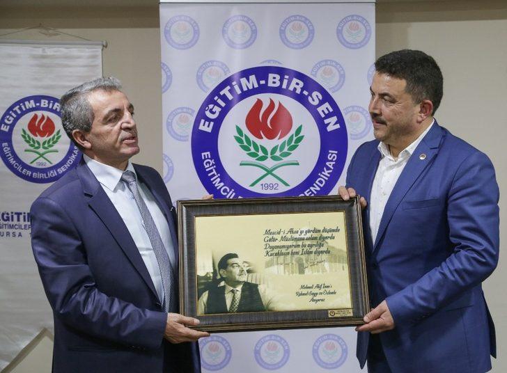 Eğitim Bir Sen’in 27’inci yıl gururu G5