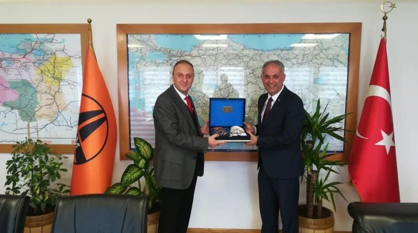 Başkan Yaman, Bölge Müdürü Çolak’la bir araya geldi