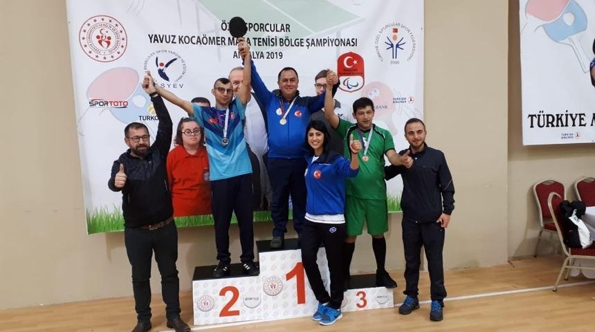 Kırşehirli özel sporcu, masa tenisi şampiyonasında milli takım seçmelerine katılma hakkı kazandı