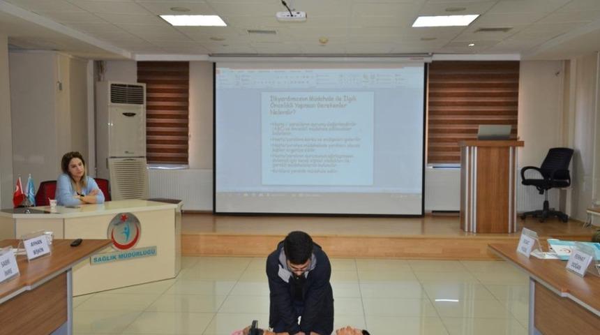 Siirt’te sağlıkçılara ’İş Sağlığı ve Güvenliği’ eğitimi verildi