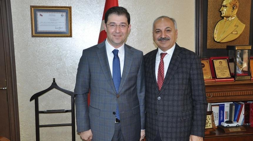 Başkan Din&ccedil;er&rsquo;den sanayi sitesi sitemi