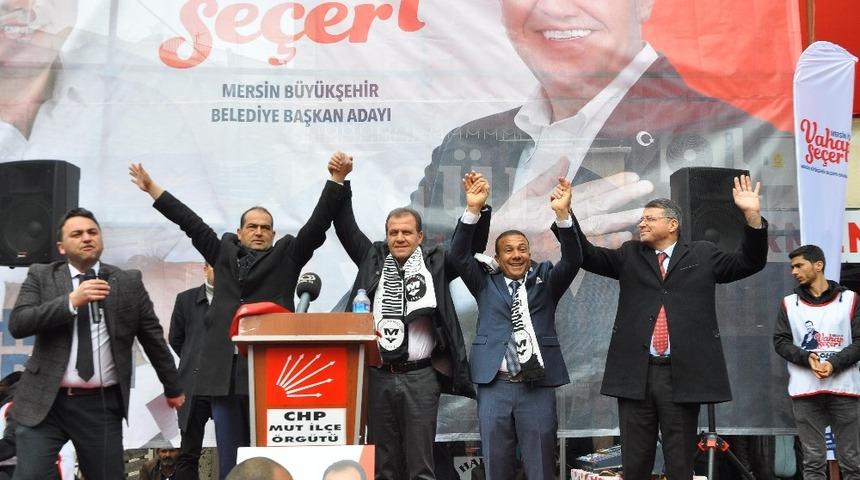 CHP Vahap Se&ccedil;er: "Artık halkın suratına &ccedil;emkirenleri g&ouml;rmek istemiyoruz"