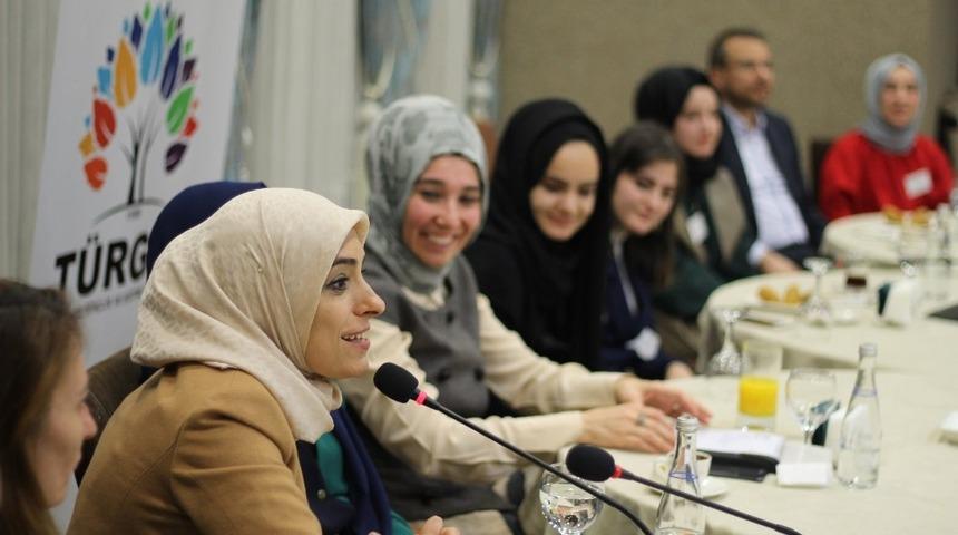 Taşkesenlioğlu, tecr&uuml;belerini paylaştı