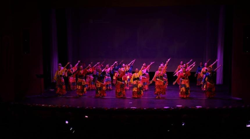 Dans ş&ouml;leni b&uuml;y&uuml;ledi