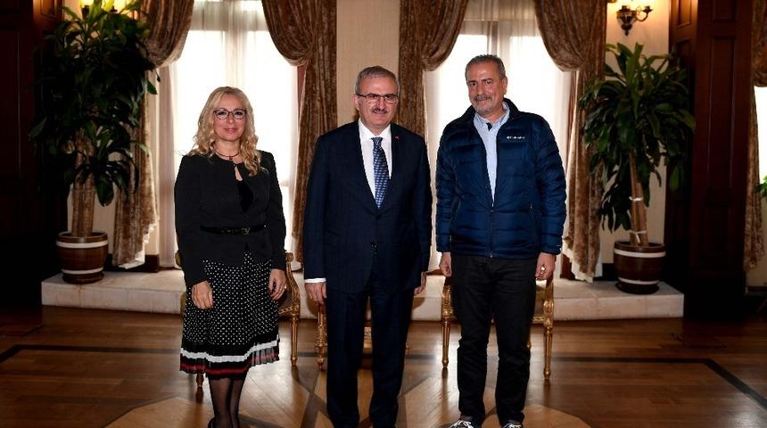 &ldquo;Mendilim Kekik Kokuyor&rdquo; filmini Antalya&rsquo;da &ccedil;ekiliyor