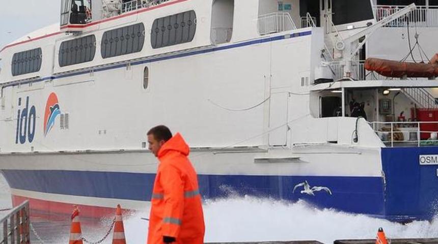 Deniz ulaşımına fırtına engeli! BUDO ve İDO'da bazı seferler iptal edildi