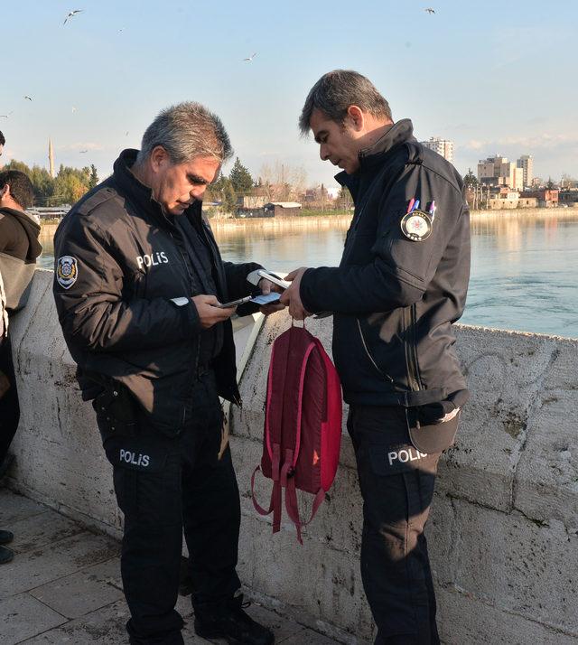 Seyhan Nehri'nde, suya atladığı öne sürülen kız aranıyor