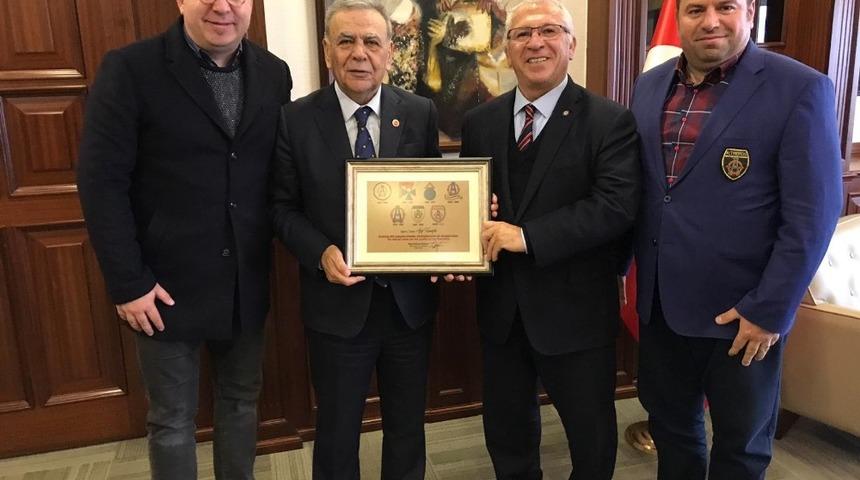 Altınordu&rsquo;nun Başkanı &Ouml;zkan&rsquo;dan Kocaoğlu&rsquo;na davet