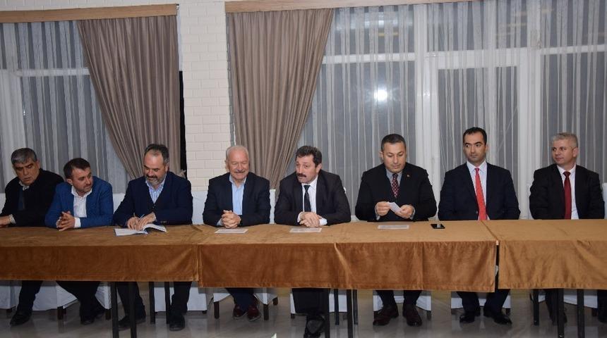 Vali  Tavlı, K&ouml;ylere Hizmet G&ouml;t&uuml;rme Birliğinin Olağan&uuml;st&uuml; Toplantısına katıldı