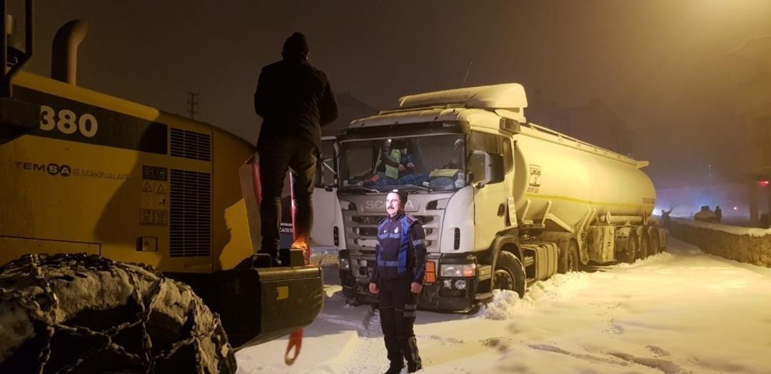Erzurum&rsquo;da etkili olan sis trafik kazalarına neden oldu