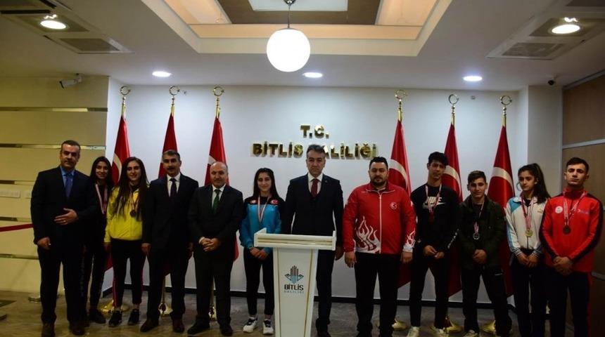 Judoculardan Vali Çağatay’a ziyaret