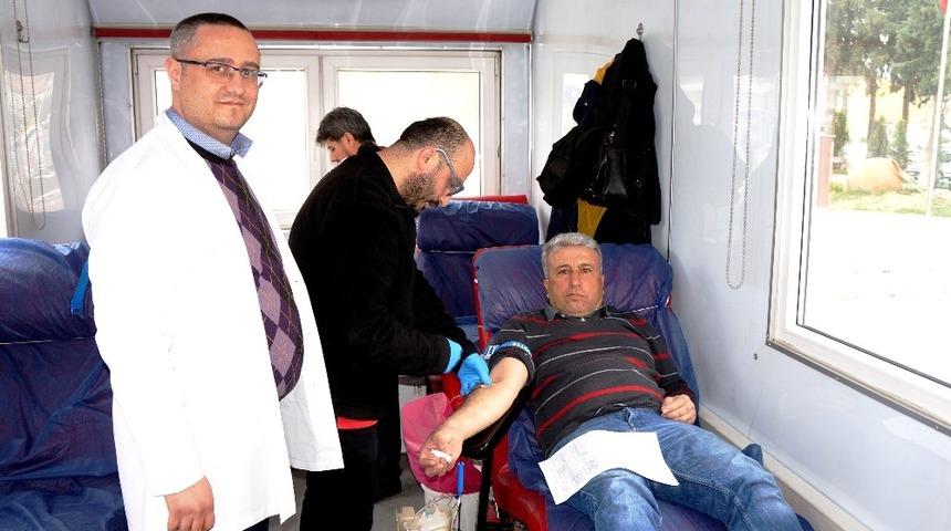 Sarıg&ouml;l&rsquo;de iki g&uuml;nde 100 &uuml;nite kan toplandı