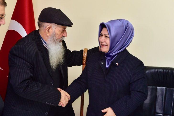 Av. Şeyma Döğücü Alevi vatandaşlarla bir araya geldi G4