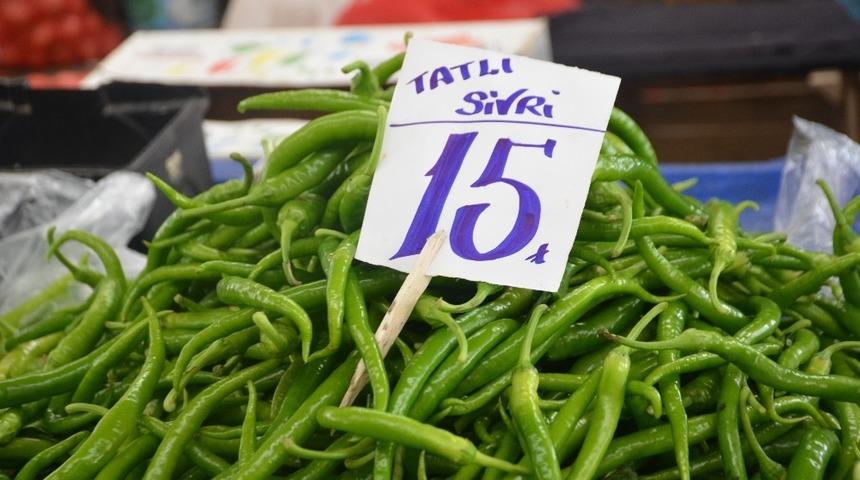 Fiyatı düşmeyen tek sebze sivri biber