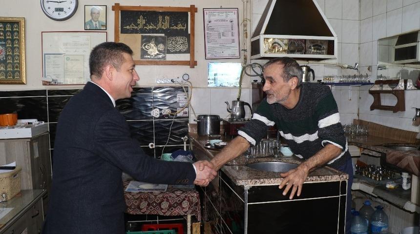 Millet İttifakı adayı &Ouml;zdemir: "Bedesten esnafının y&uuml;z&uuml; g&uuml;lecek"