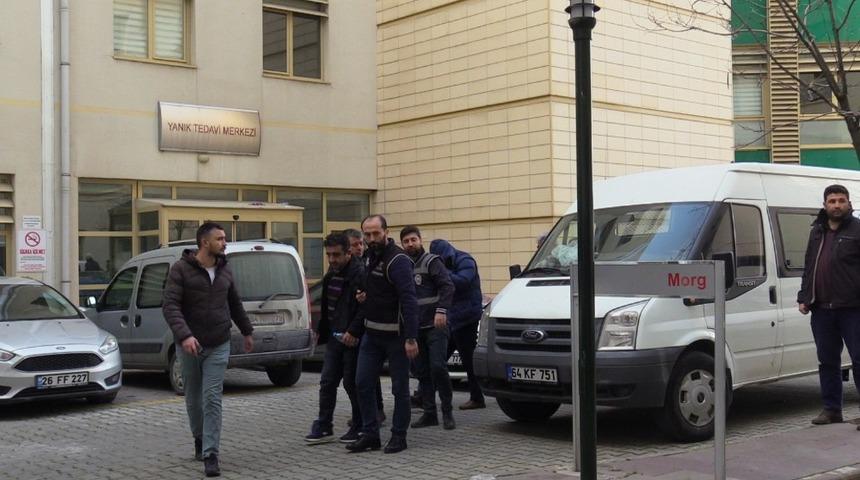 Uşak&rsquo;ta FET&Ouml; operasyonunda 3 tutuklama