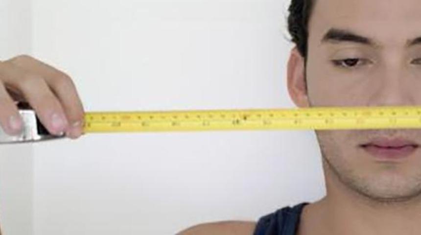 T&uuml;rk erkeği penis boyundan memnun değil 