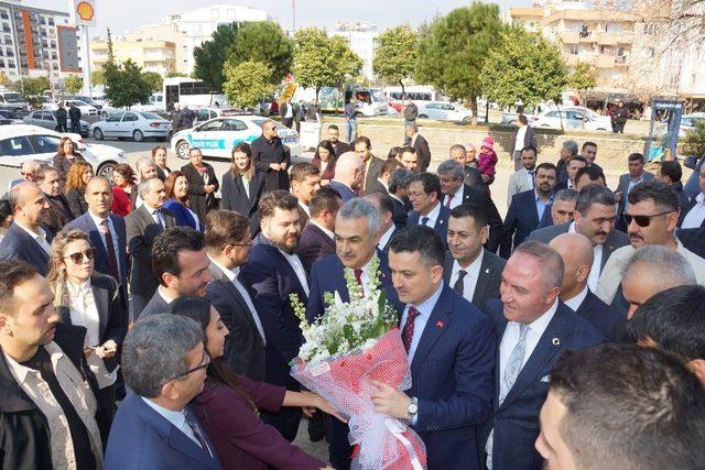 Bakan Pakdemirli, Aydın’da Ekonomi Kulubü’nün açılışını yaptı