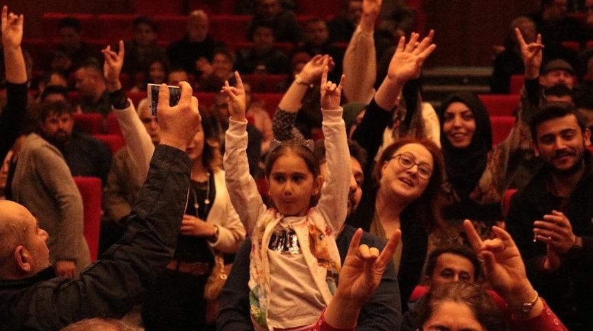 MHP Kırşehir Belediye Başkan Adayı projelerini tanıttı