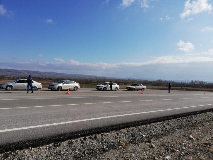 Şuhut’ta yol denetimleri G4