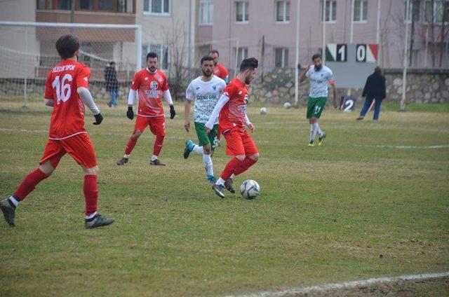 Bilecikspor 89’da güldü