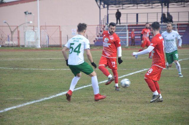 Bilecikspor 89’da güldü