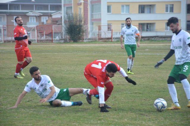 Bilecikspor 89’da güldü