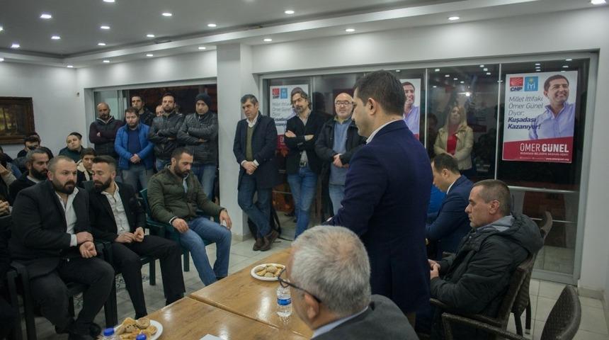Kuşadası adayı Ömer Günel gençlerle buluştu