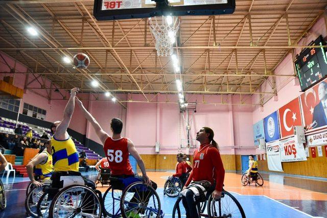 Tekerlekli Sandalye Basketbol Süper Ligi