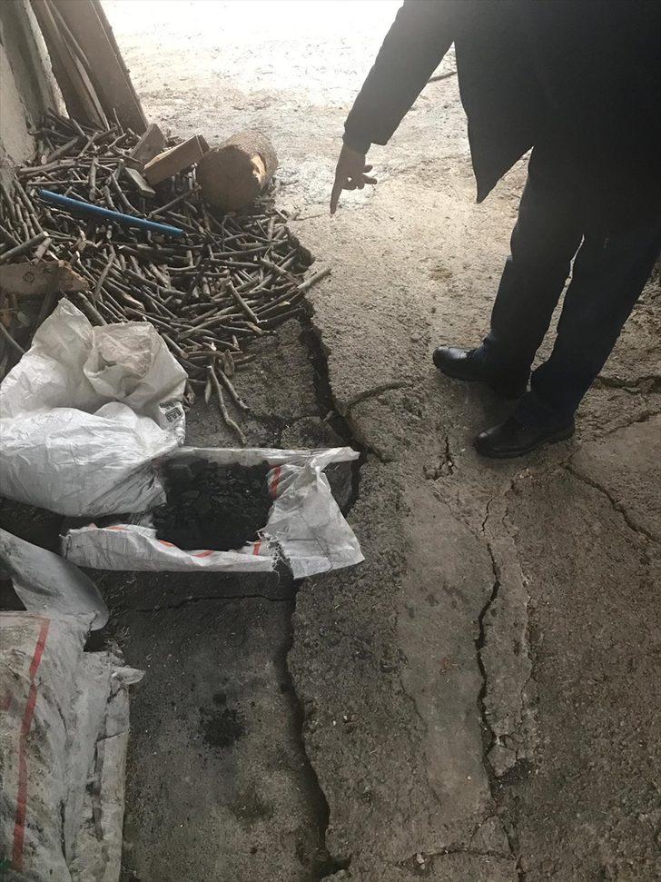 GÜNCELLEME - Ordu'da heyelan nedeniyle bazı evler boşaltıldı G2