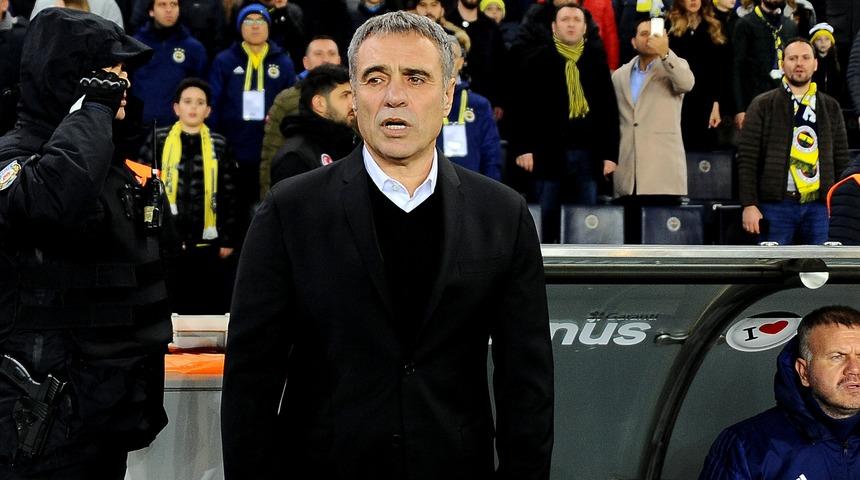 Ersun Yanal'dan k&uuml;me d&uuml;şme sorusuna flaş yanıt!