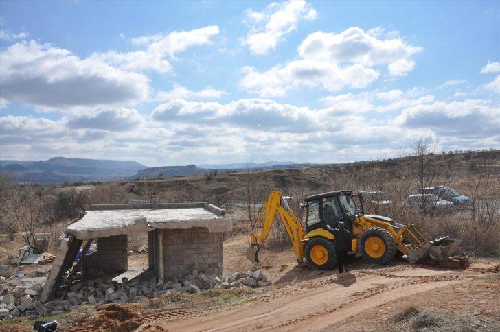 Kapadokya'daki yapıların yıkılmasına başlandı  G4