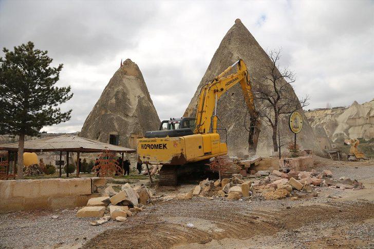 Kapadokya'daki yapıların yıkılmasına başlandı  G5