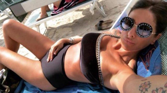 Yıldız futbolcu annesine patladı! 'O dudaklar ne?'