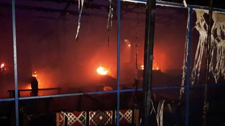 Cunda Adası'nda büyük yangın! Küle döndü  G2