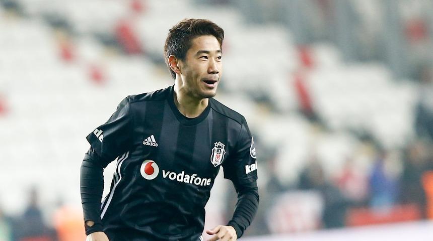 Şenol G&uuml;neş'in Kagawa'yı derbide ilk 11'de oynatacağı belirtildi