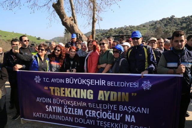 Başkan Çerçioğlu doğaseverlerle doğa yürüyüşü yaptı