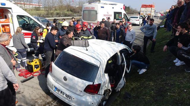 TEM'de dönüş yapan sürücü, zincirleme kazaya neden oldu: 7 yaralı