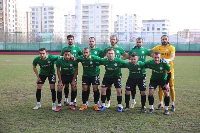 Karaköprü Belediyespor Körfez’i rahat geçti