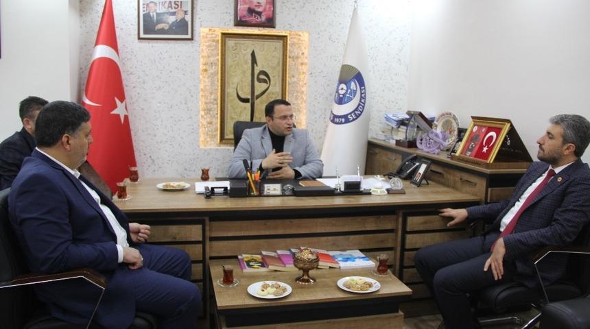 Marasalı se&ccedil;im &ccedil;alışmalarını s&uuml;rd&uuml;r&uuml;yor